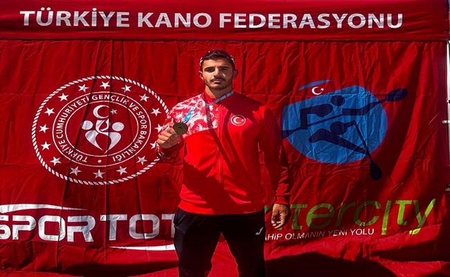 38.Uluslararası Bratislava Regatta Yarışlarında 1 Altın 2 Bronz Madalya