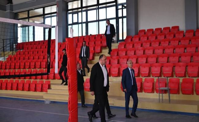 Aslantüek,Beyköy Gençlik Merkezi ve Futbol Sahasında İncelemelerde Bulunuldu