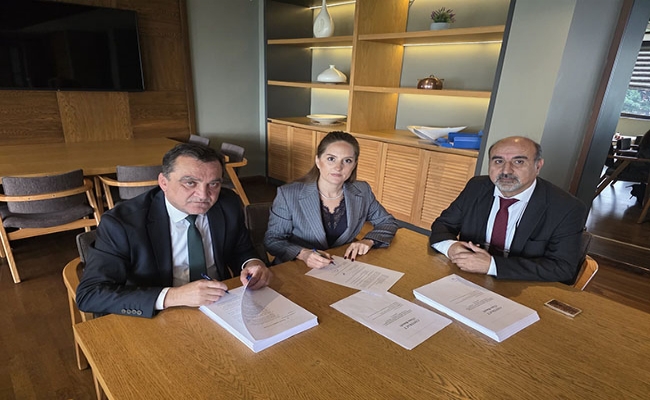 DANIŞMANLIK HİZMETLERİ İÇİN RESMİ İMZALAR ATILDI