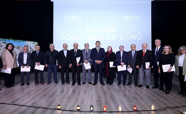 Düzce'de Öğretmenler Günü kutlandı