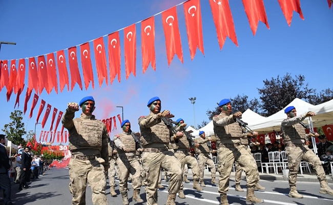 Düzce’de Zafer Bayramı coşkuyla kutlandı