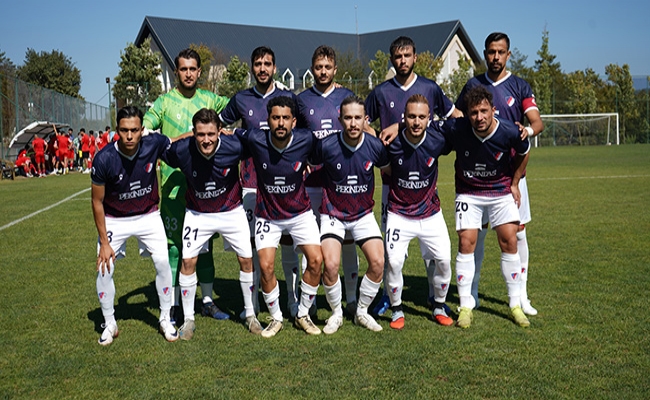 Düzcespor 3.hazırlık maçını Silivrispor ile yaptı