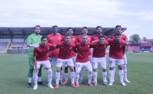 Düzcespor 5.hazırlık maçında Küçükçekmece Sinopspor ile berabere kaldı