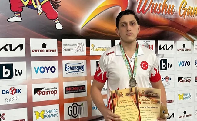 Enes Malik Otlu Balkan Şampiyonu oldu