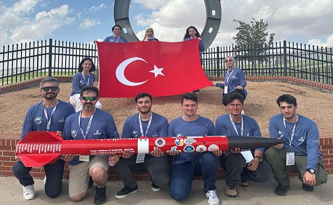 Kapsül Konuralp Roket Takımından Uluslararası Arenada Önemli Başarı