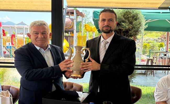 Kaynaşlı Kaymakamı Sayın Ali AÇIKGÖZ’e Veda Yemeği 